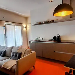 urban-condo-peacefull-and-cozy-spot-in-historical-center.brusselshotelsbook.com/