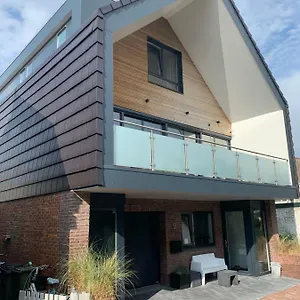 longhouse-studio-zandvoort.zandvoort-hotels.com/